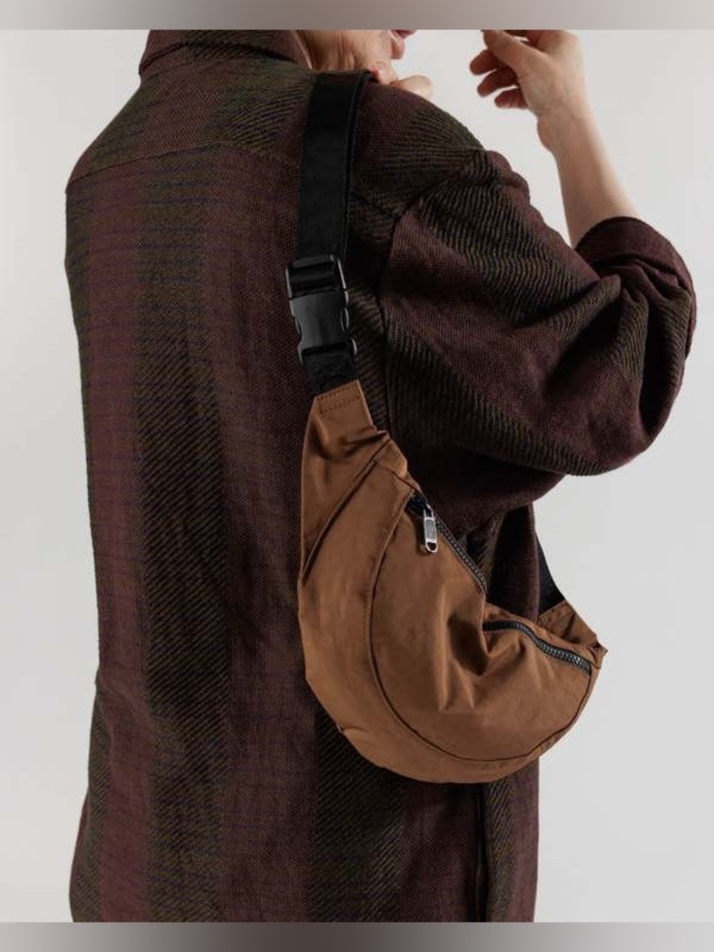 BAGGU Crescent Fanny Pack
